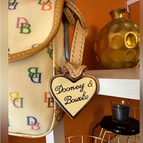 DOONEY & BOURKE Mini Purse - Picture 9 of 9